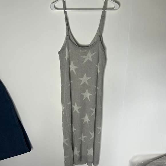 POL Gray Star Midi Dress - Picture 8 of 8